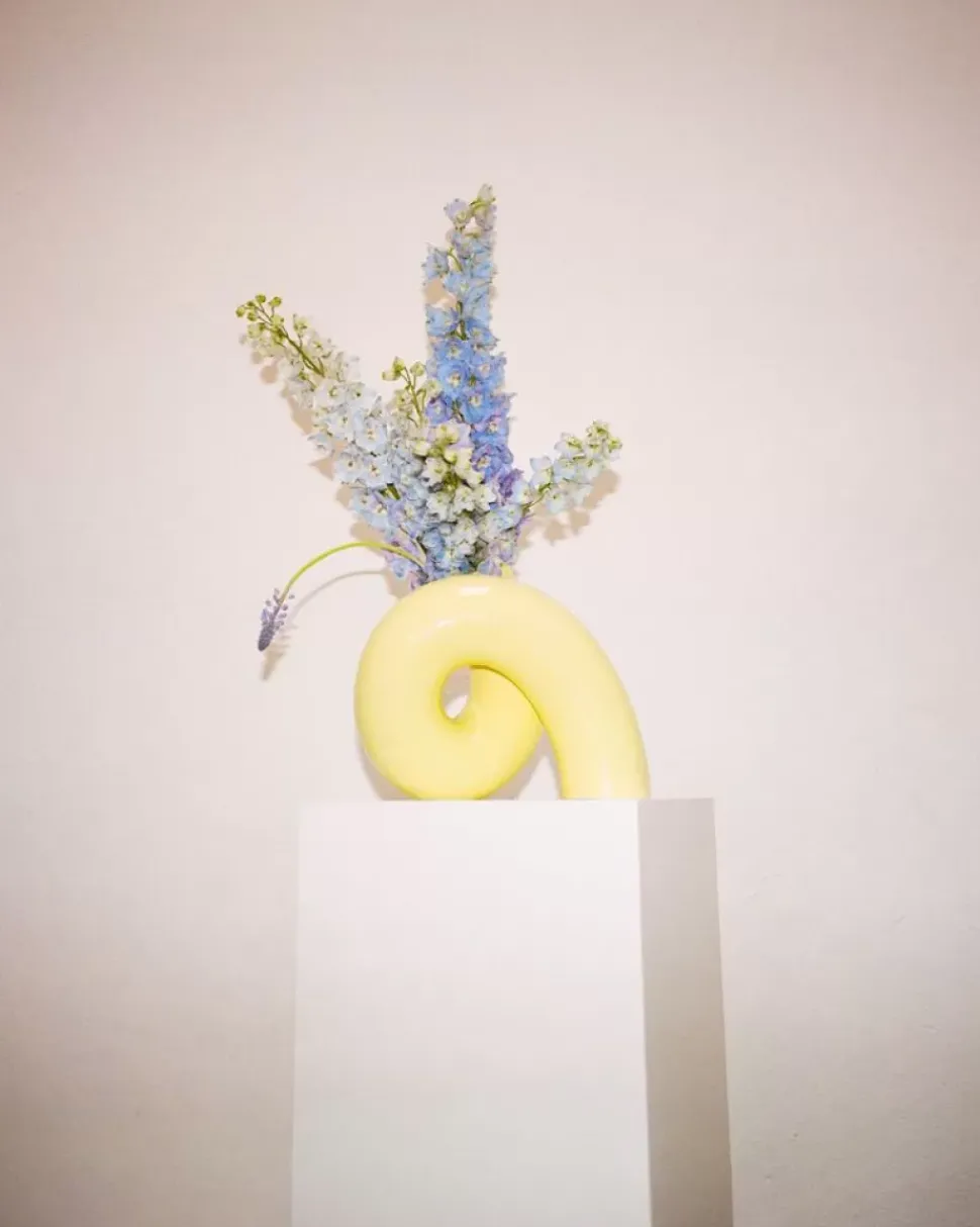 Motel A Miio X Ju Schnee Viparita Vase L Gelb